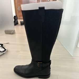 Cole Haan almost new size 6.5 Black